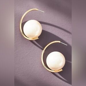 ✨(3for$38) New Anthro Chunky Pearl Accented Hoop Earrings